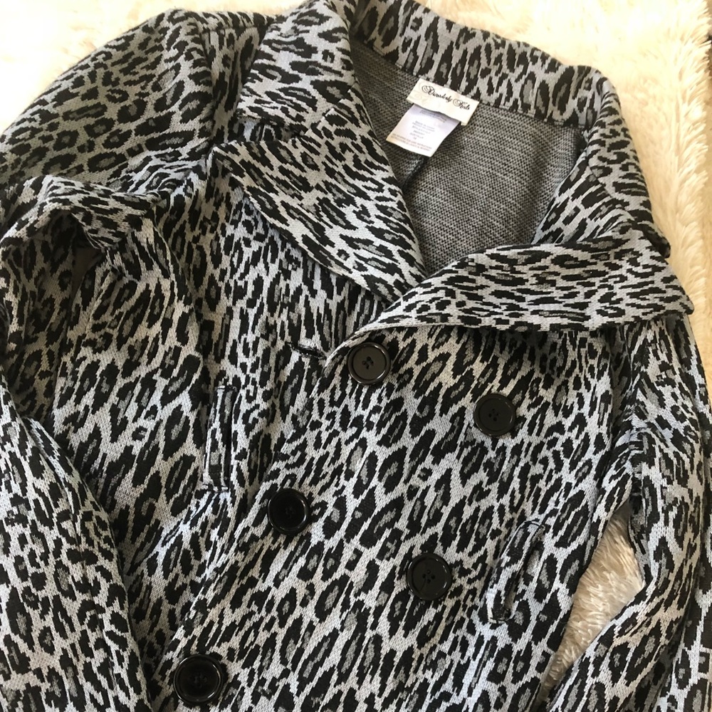 Vintage 90s leopard print jacket with belt